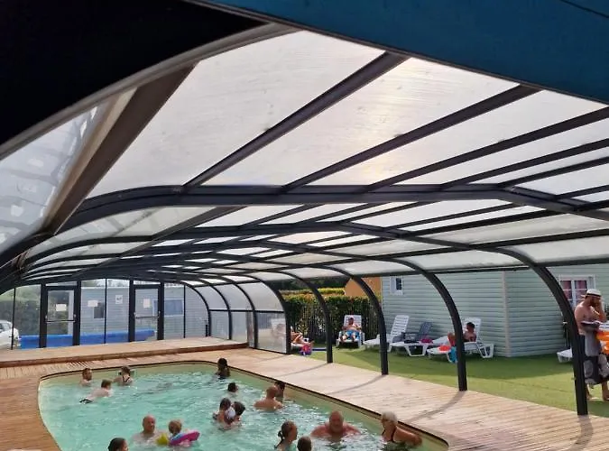 Camping Les P'tites Maisons Dans La Prairie